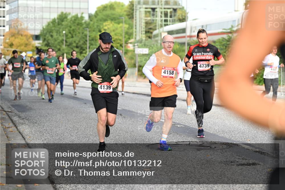 06.09.2026 - CURREX Alsterlauf Dr. Thomas Lammeyer http://msf.ph/oto/10132212 06.09.2026 09:56:10 Laufen 4139, 4158, 4739, 6447 meine-sportfotos.de
