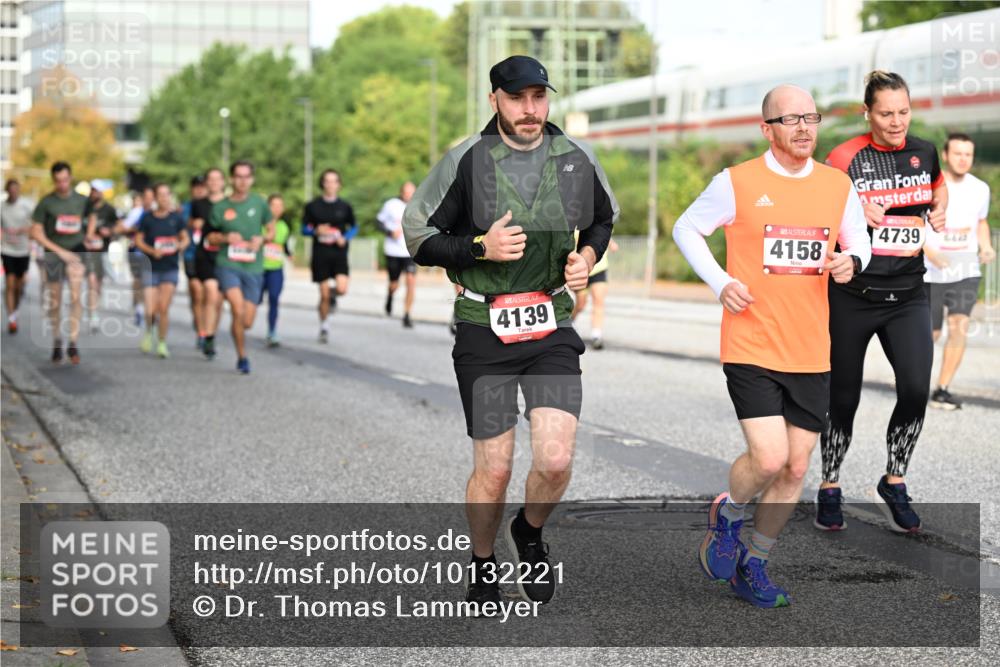 06.09.2026 - CURREX Alsterlauf Dr. Thomas Lammeyer http://msf.ph/oto/10132221 06.09.2026 09:56:11 Laufen 4139, 4158, 4739, 6441 meine-sportfotos.de