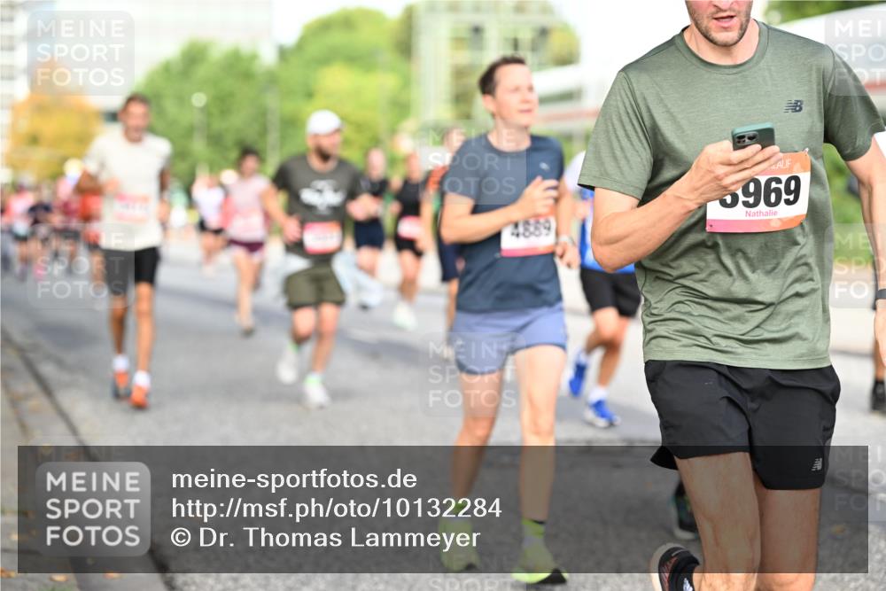06.09.2026 - CURREX Alsterlauf Dr. Thomas Lammeyer http://msf.ph/oto/10132284 06.09.2026 09:56:17 Laufen 4889, 5969 meine-sportfotos.de