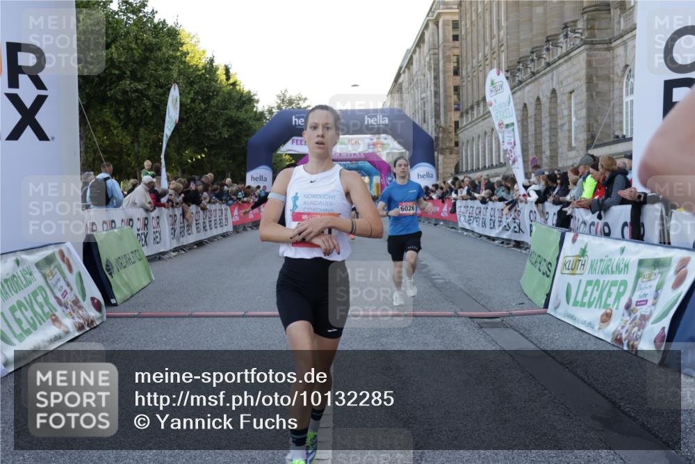 06.09.2026 - CURREX Alsterlauf Yannick Fuchs http://msf.ph/oto/10132285 06.09.2026 09:40:13 Ziel 2211, 2831, 3300, 4569, 5150, 5322, 5399, 5925, 5989, 6026 meine-sportfotos.de