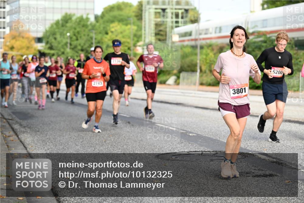 06.09.2026 - CURREX Alsterlauf Dr. Thomas Lammeyer http://msf.ph/oto/10132325 06.09.2026 09:56:22 Laufen 2743, 2136, 3801, 6200 meine-sportfotos.de