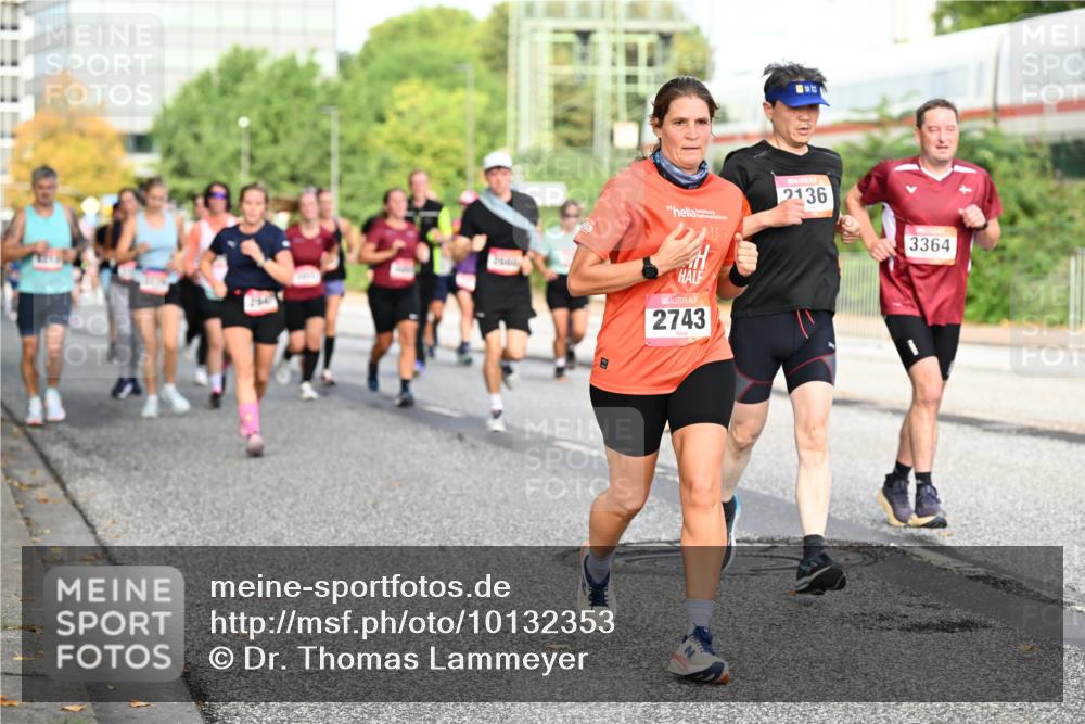 06.09.2026 - CURREX Alsterlauf Dr. Thomas Lammeyer http://msf.ph/oto/10132353 06.09.2026 09:56:24 Laufen 2743, 2136, 3364 meine-sportfotos.de