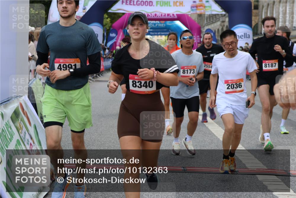 06.09.2026 - CURREX Alsterlauf Strokosch-Dieckow http://msf.ph/oto/10132363 06.09.2026 09:53:19 Ziel 2036, 2460, 2554, 2561, 2704, 3065, 3087, 3395, 3396, 4305, 4465, 4584, 4623, 4707, 4708, 4833, 4991, 5681, 5886, 5935, 5983, 8173, 8187, 8230, 8340 meine-sportfotos.de