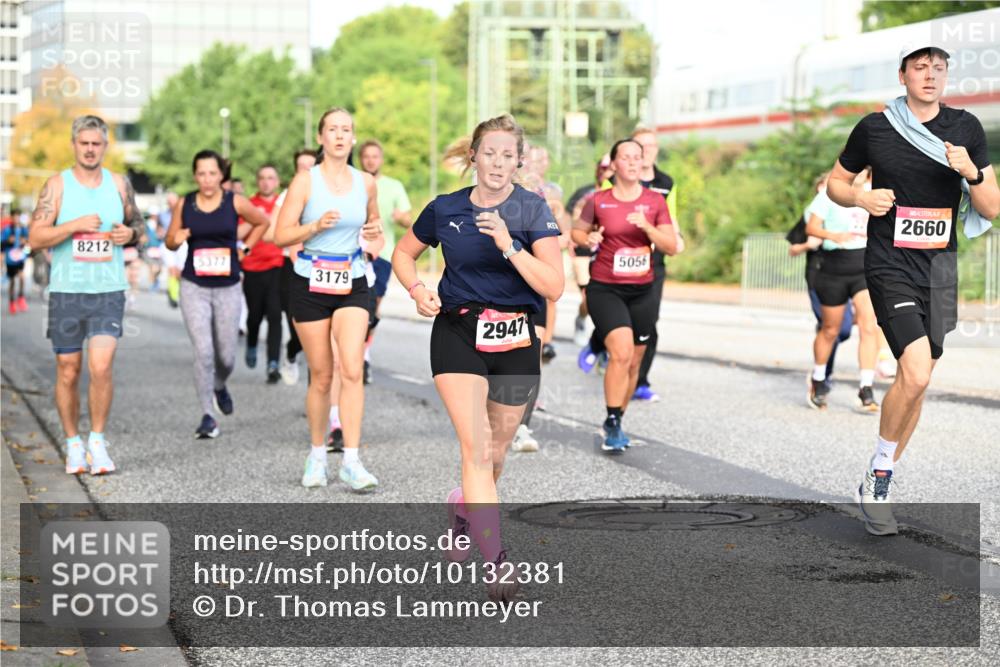 06.09.2026 - CURREX Alsterlauf Dr. Thomas Lammeyer http://msf.ph/oto/10132381 06.09.2026 09:56:27 Laufen 8212, 3179, 2947, 5056, 2660 meine-sportfotos.de