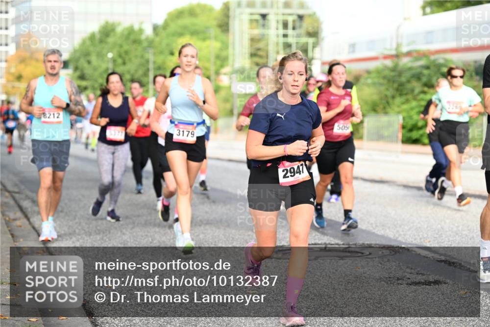 06.09.2026 - CURREX Alsterlauf Dr. Thomas Lammeyer http://msf.ph/oto/10132387 06.09.2026 09:56:27 Laufen 8212, 3179, 2947, 505 meine-sportfotos.de