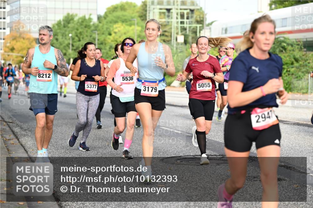 06.09.2026 - CURREX Alsterlauf Dr. Thomas Lammeyer http://msf.ph/oto/10132393 06.09.2026 09:56:28 Laufen 8212, 5377, 5536, 3179, 5055, 80, 2947 meine-sportfotos.de