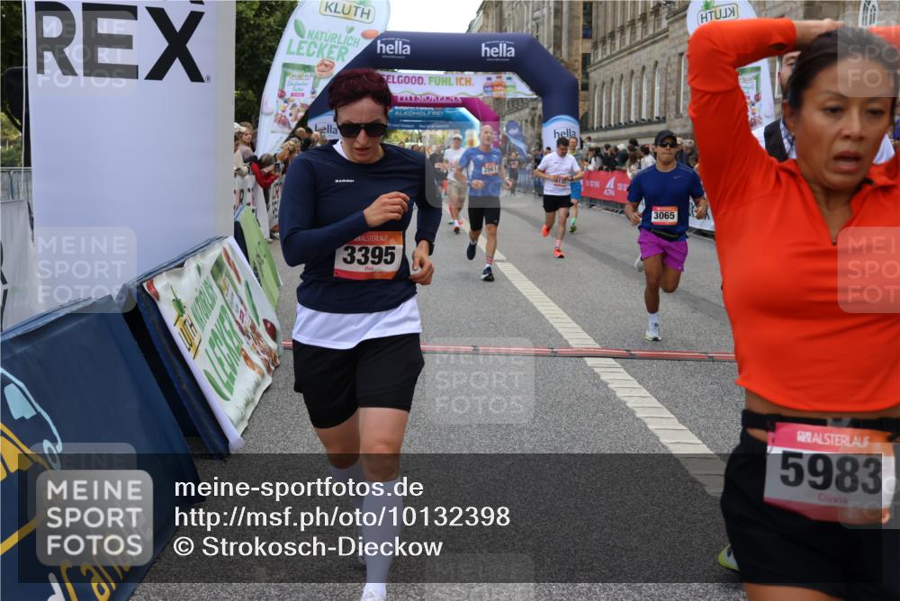 06.09.2026 - CURREX Alsterlauf Strokosch-Dieckow http://msf.ph/oto/10132398 06.09.2026 09:53:23 Ziel 2036, 2460, 2536, 2554, 2561, 3065, 3087, 3395, 3396, 3953, 4584, 4623, 4749, 4833, 4991, 5133, 5983, 8173, 8187, 8230, 8340 meine-sportfotos.de