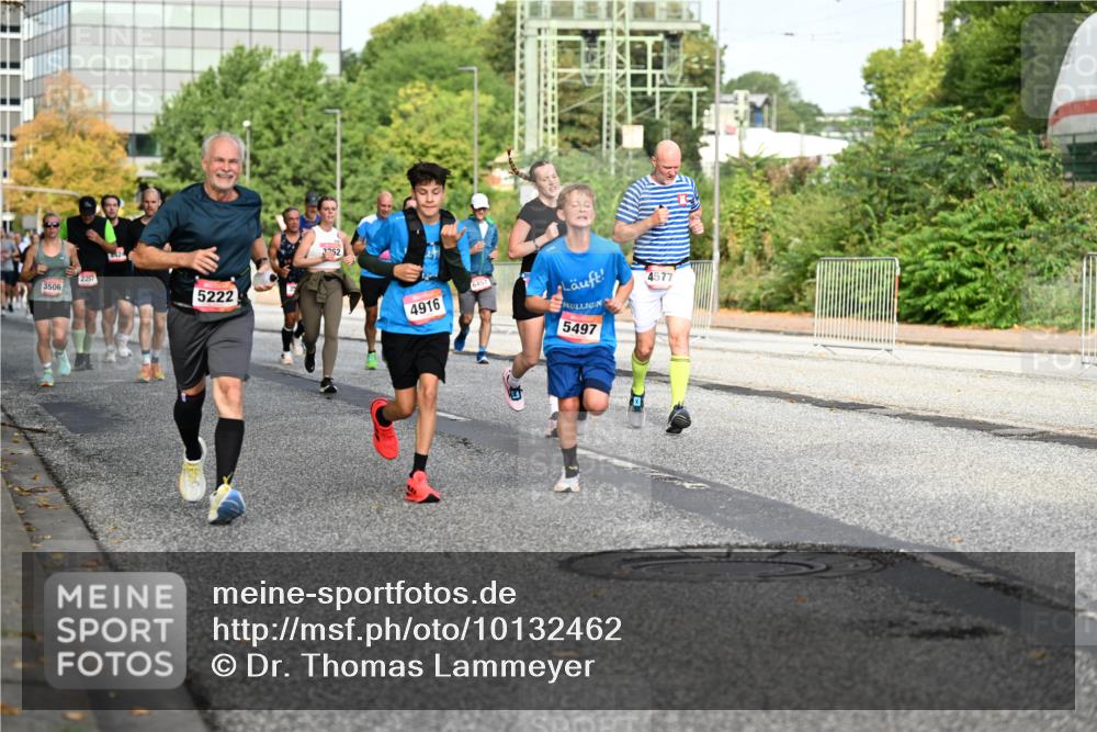 06.09.2026 - CURREX Alsterlauf Dr. Thomas Lammeyer http://msf.ph/oto/10132462 06.09.2026 09:56:36 Laufen 3506, 2257, 5222, 3252, 4916, 5497, 4577 meine-sportfotos.de