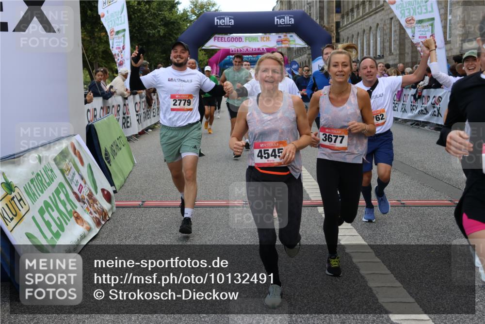 06.09.2026 - CURREX Alsterlauf Strokosch-Dieckow http://msf.ph/oto/10132491 06.09.2026 10:06:14 Ziel 2196, 2413, 2457, 2458, 2761, 2762, 2763, 2779, 3130, 3228, 3247, 3337, 3515, 3529, 3674, 3677, 3980, 4110, 4344, 4383, 4545, 4679, 4692, 4873, 5174, 5303, 5689, 6093, 6328, 6350, 6433, 8161 meine-sportfotos.de