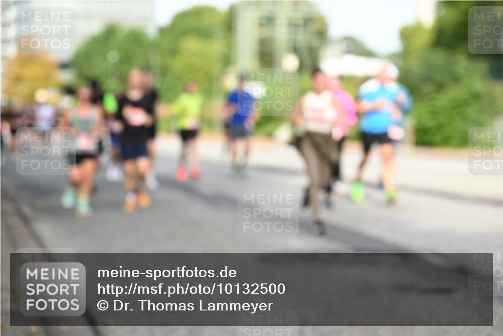06.09.2026 - CURREX Alsterlauf Dr. Thomas Lammeyer http://msf.ph/oto/10132500 06.09.2026 09:56:39 Laufen  meine-sportfotos.de