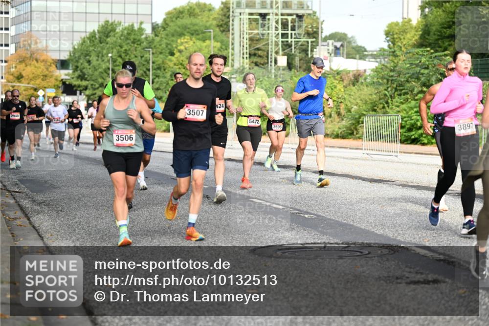 06.09.2026 - CURREX Alsterlauf Dr. Thomas Lammeyer http://msf.ph/oto/10132513 06.09.2026 09:56:41 Laufen 2940, 3506, 3507, 424, 5472, 2505, 3897 meine-sportfotos.de
