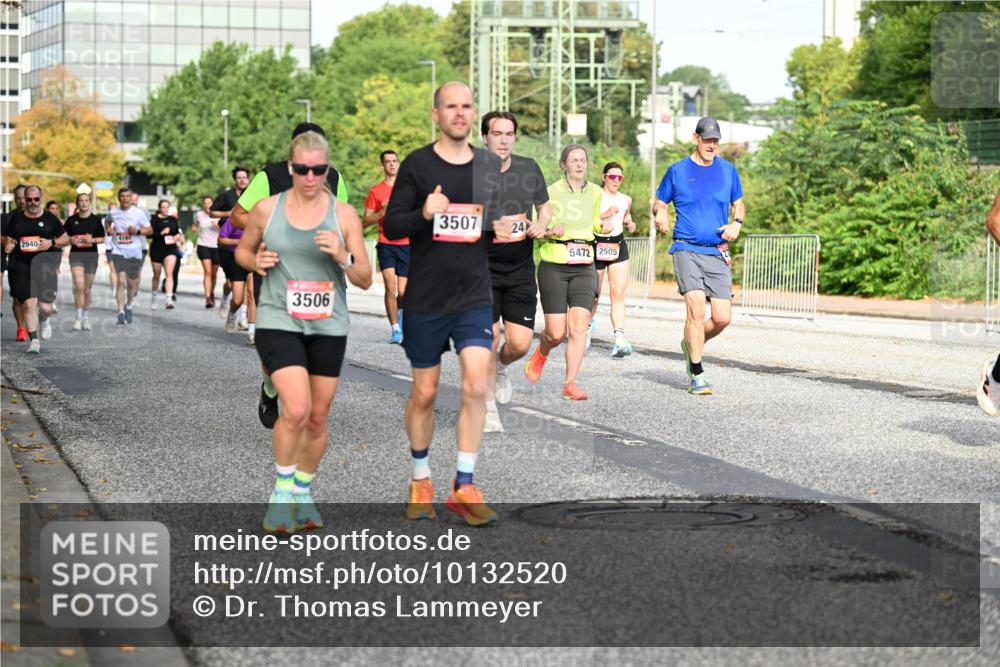 06.09.2026 - CURREX Alsterlauf Dr. Thomas Lammeyer http://msf.ph/oto/10132520 06.09.2026 09:56:42 Laufen 2940, 3506, 3507, 24, 5472, 2505 meine-sportfotos.de