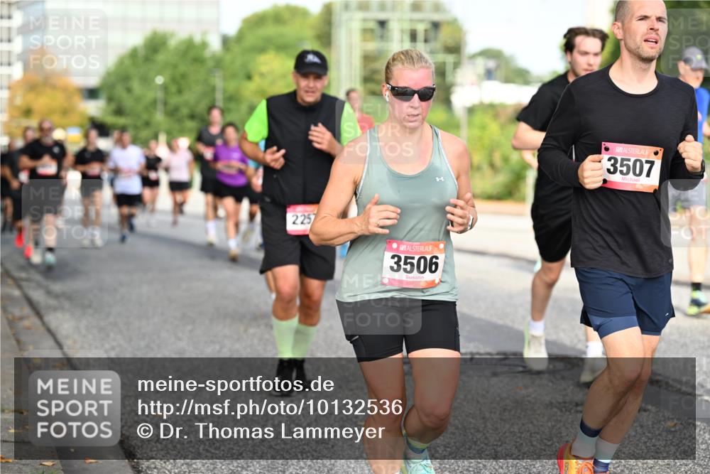 06.09.2026 - CURREX Alsterlauf Dr. Thomas Lammeyer http://msf.ph/oto/10132536 06.09.2026 09:56:43 Laufen 225, 3506, 3507 meine-sportfotos.de