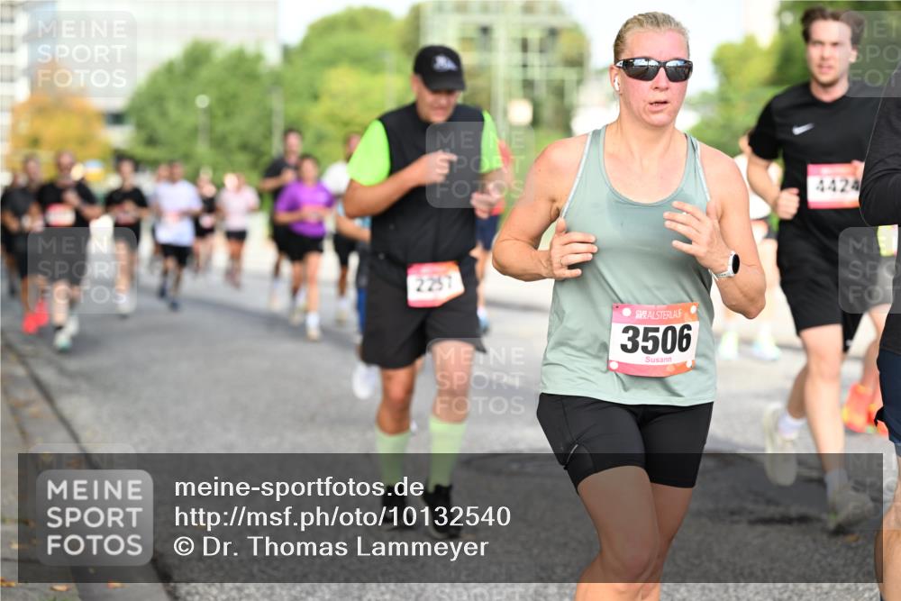 06.09.2026 - CURREX Alsterlauf Dr. Thomas Lammeyer http://msf.ph/oto/10132540 06.09.2026 09:56:44 Laufen 2257, 3506, 4424 meine-sportfotos.de