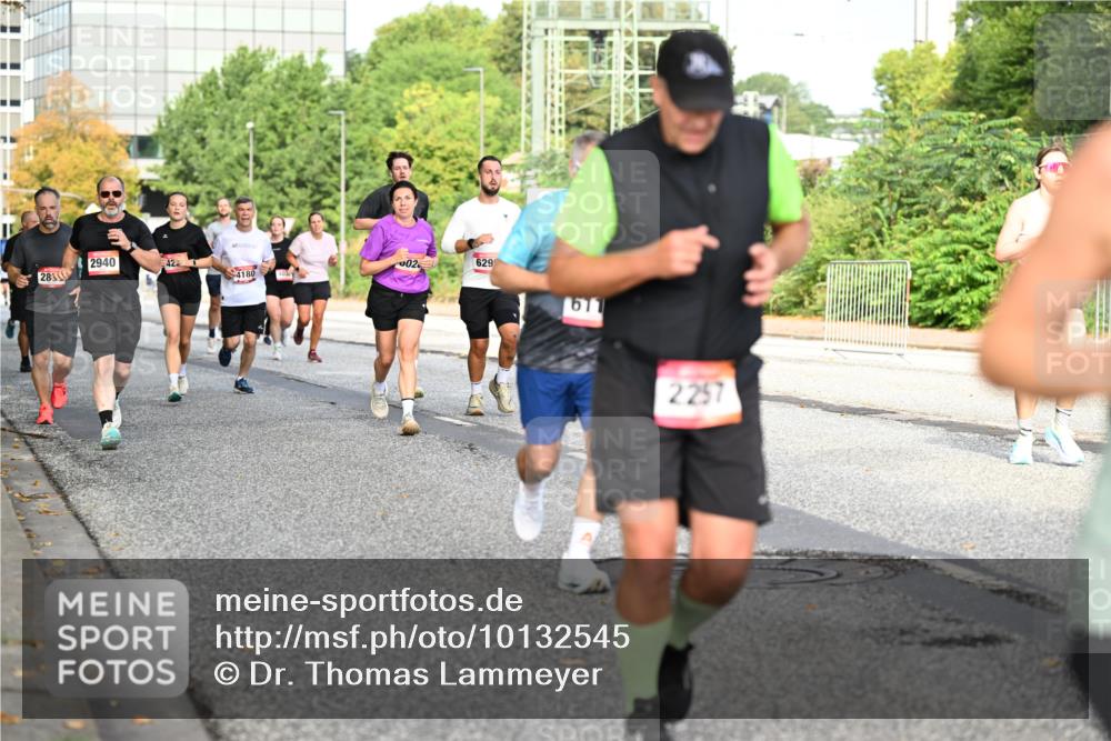 06.09.2026 - CURREX Alsterlauf Dr. Thomas Lammeyer http://msf.ph/oto/10132545 06.09.2026 09:56:44 Laufen 283, 2940, 42, 02, 180, 6299, 611, 2257 meine-sportfotos.de