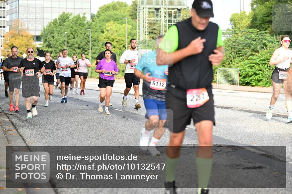 06.09.2026 - CURREX Alsterlauf Dr. Thomas Lammeyer http://msf.ph/oto/10132547 06.09.2026 09:56:45 Laufen 4180, 85, 2940, 237, 6028, 6299, 6112, 2257, 2505 meine-sportfotos.de