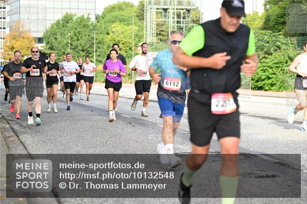 06.09.2026 - CURREX Alsterlauf Dr. Thomas Lammeyer http://msf.ph/oto/10132548 06.09.2026 09:56:45 Laufen 2940, 4231, 4180, 6028, 2856, 299, 6112, 2, 2017, 25 meine-sportfotos.de