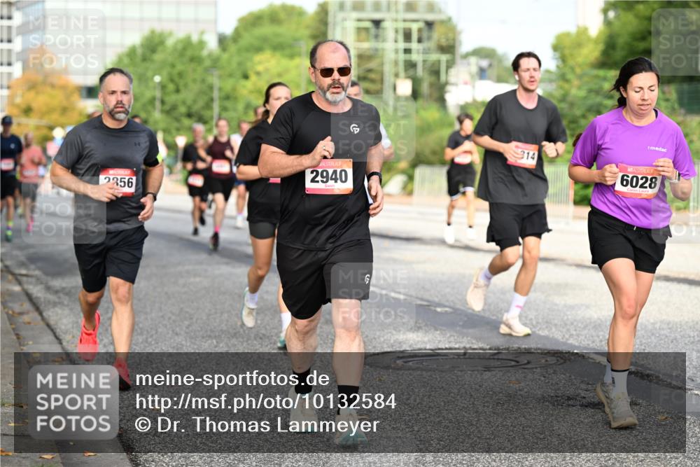 06.09.2026 - CURREX Alsterlauf Dr. Thomas Lammeyer http://msf.ph/oto/10132584 06.09.2026 09:56:48 Laufen 2356, 2940, 6, 314, 6028 meine-sportfotos.de