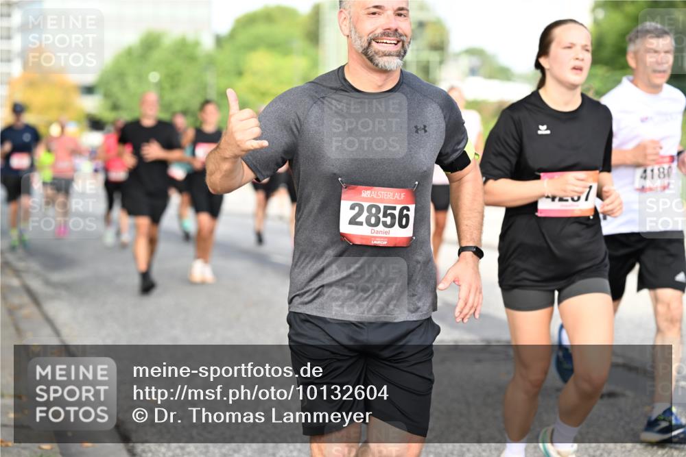 06.09.2026 - CURREX Alsterlauf Dr. Thomas Lammeyer http://msf.ph/oto/10132604 06.09.2026 09:56:50 Laufen 2856, 4180 meine-sportfotos.de