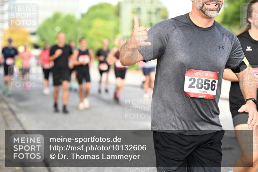 06.09.2026 - CURREX Alsterlauf Dr. Thomas Lammeyer http://msf.ph/oto/10132606 06.09.2026 09:56:50 Laufen 2856 meine-sportfotos.de