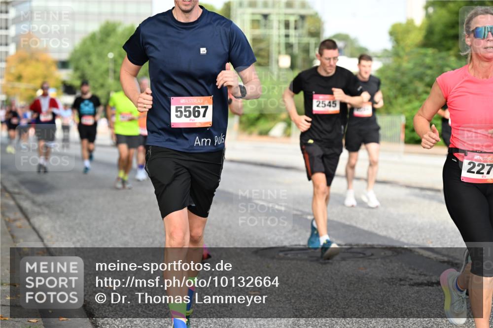 06.09.2026 - CURREX Alsterlauf Dr. Thomas Lammeyer http://msf.ph/oto/10132664 06.09.2026 09:56:56 Laufen 5567, 2545, 227 meine-sportfotos.de