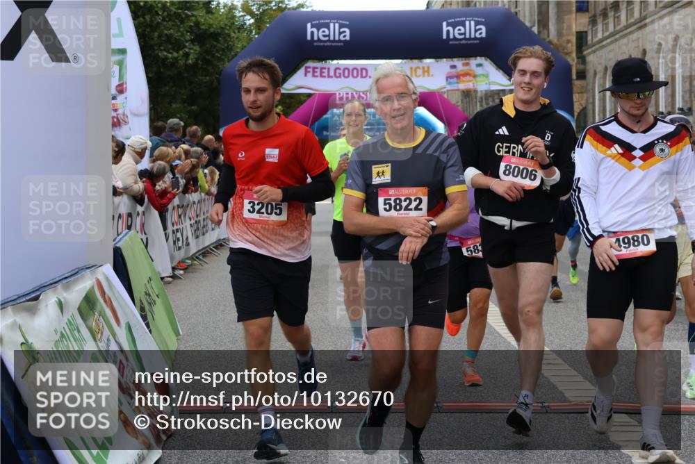 06.09.2026 - CURREX Alsterlauf Strokosch-Dieckow http://msf.ph/oto/10132670 06.09.2026 09:53:33 Ziel 2536, 2666, 2766, 2782, 3205, 3458, 3531, 3953, 4082, 4283, 4572, 4620, 4749, 4797, 4808, 4832, 4937, 4945, 4980, 5029, 5110, 5236, 5446, 5546, 5656, 5822, 5839, 6372, 6455, 8006, 8133, 8135 meine-sportfotos.de