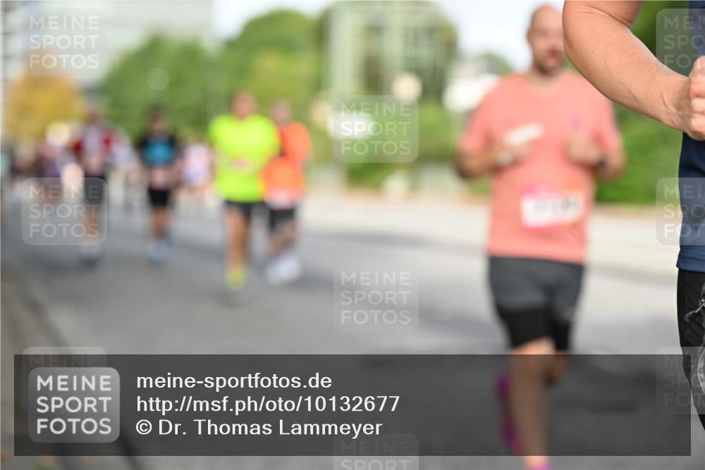 06.09.2026 - CURREX Alsterlauf Dr. Thomas Lammeyer http://msf.ph/oto/10132677 06.09.2026 09:56:58 Laufen  meine-sportfotos.de