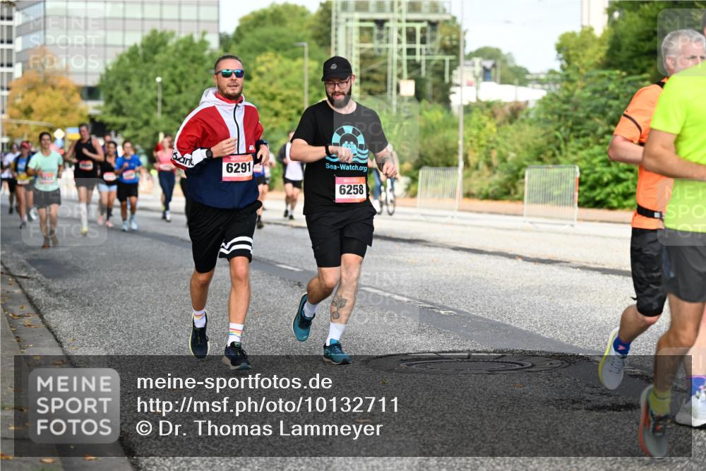06.09.2026 - CURREX Alsterlauf Dr. Thomas Lammeyer http://msf.ph/oto/10132711 06.09.2026 09:57:01 Laufen 6291, 6258 meine-sportfotos.de