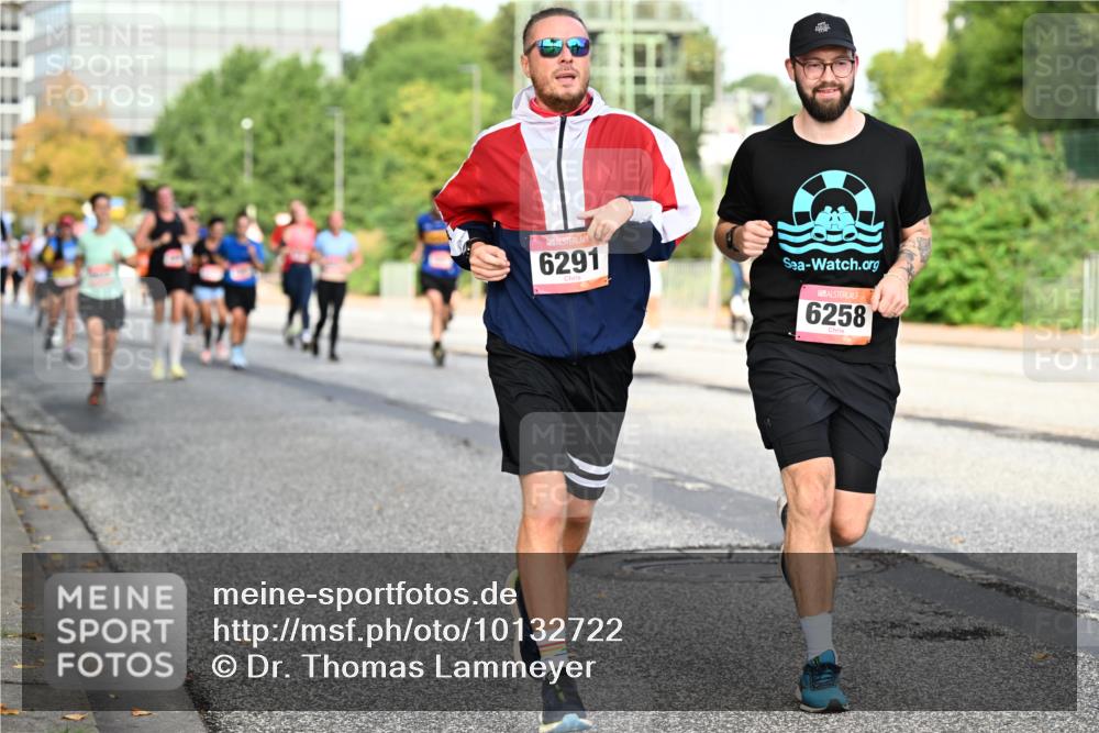 06.09.2026 - CURREX Alsterlauf Dr. Thomas Lammeyer http://msf.ph/oto/10132722 06.09.2026 09:57:02 Laufen 6291, 6258 meine-sportfotos.de