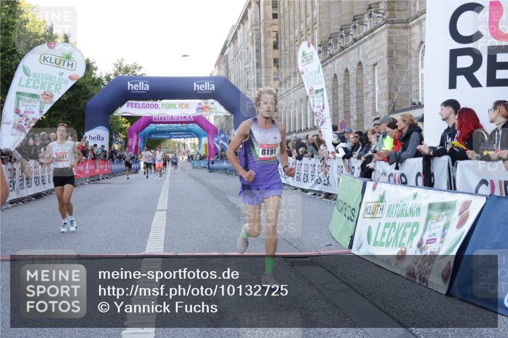 06.09.2026 - CURREX Alsterlauf Yannick Fuchs http://msf.ph/oto/10132725 06.09.2026 09:40:38 Ziel 2131, 5138, 5686, 8191 meine-sportfotos.de