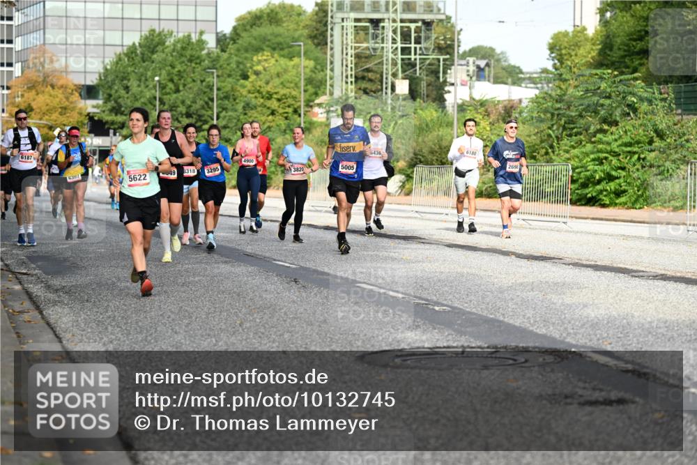 06.09.2026 - CURREX Alsterlauf Dr. Thomas Lammeyer http://msf.ph/oto/10132745 06.09.2026 09:57:04 Laufen 6187, 6397, 4900, 5622, 049, 8318, 3295, 3820, 5005, 6436, 6180, 2698 meine-sportfotos.de