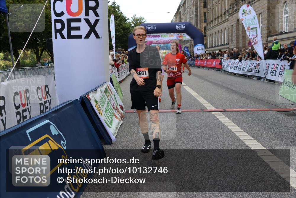 06.09.2026 - CURREX Alsterlauf Strokosch-Dieckow http://msf.ph/oto/10132746 06.09.2026 09:53:48 Ziel 2537, 3102, 3661, 3964, 4571, 4617, 5119, 5483, 5590, 5884, 5987, 6477 meine-sportfotos.de