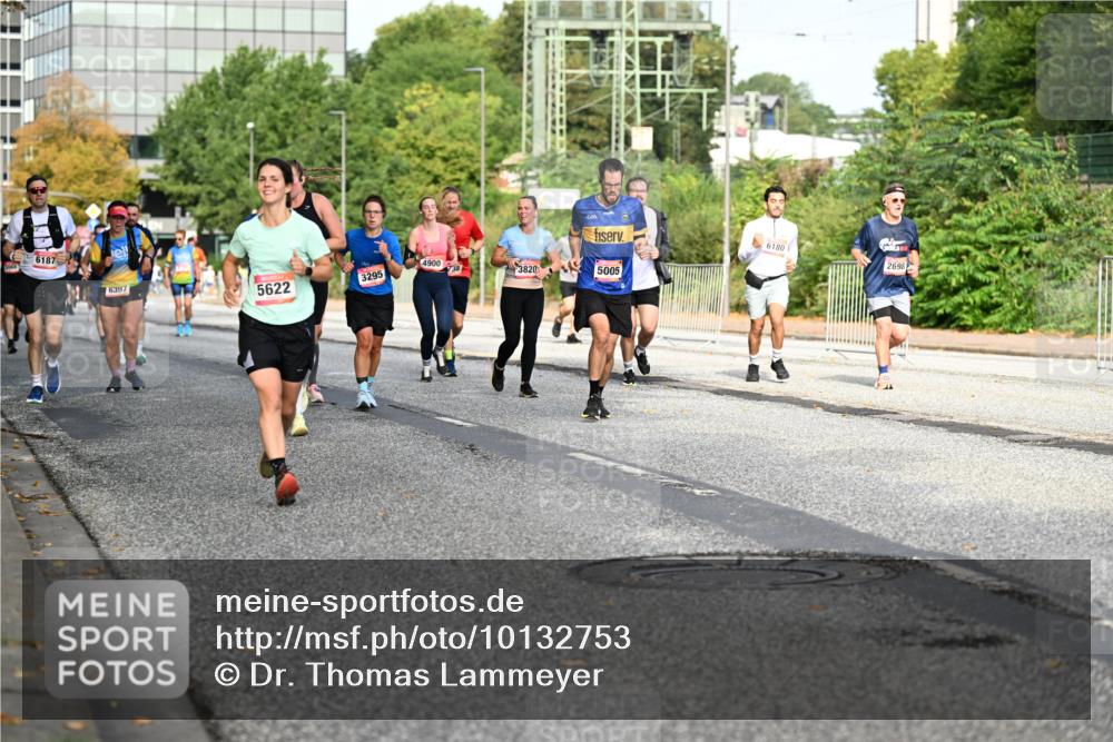 06.09.2026 - CURREX Alsterlauf Dr. Thomas Lammeyer http://msf.ph/oto/10132753 06.09.2026 09:57:05 Laufen 6187, 6180, 4900, 3295, 3820, 6397, 5622, 5005, 2698 meine-sportfotos.de