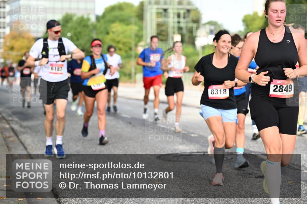 06.09.2026 - CURREX Alsterlauf Dr. Thomas Lammeyer http://msf.ph/oto/10132801 06.09.2026 09:57:09 Laufen 6187, 8318, 2849 meine-sportfotos.de