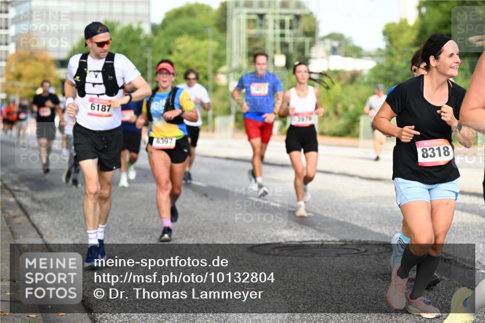 06.09.2026 - CURREX Alsterlauf Dr. Thomas Lammeyer http://msf.ph/oto/10132804 06.09.2026 09:57:10 Laufen 6187, 6397, 8318 meine-sportfotos.de