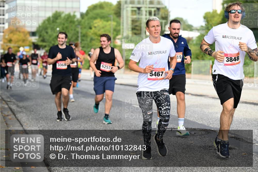 06.09.2026 - CURREX Alsterlauf Dr. Thomas Lammeyer http://msf.ph/oto/10132843 06.09.2026 09:57:14 Laufen 3068, 6257, 5467, 19, 3848 meine-sportfotos.de