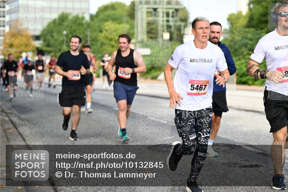 06.09.2026 - CURREX Alsterlauf Dr. Thomas Lammeyer http://msf.ph/oto/10132845 06.09.2026 09:57:14 Laufen 068, 6257, 5467, 38 meine-sportfotos.de