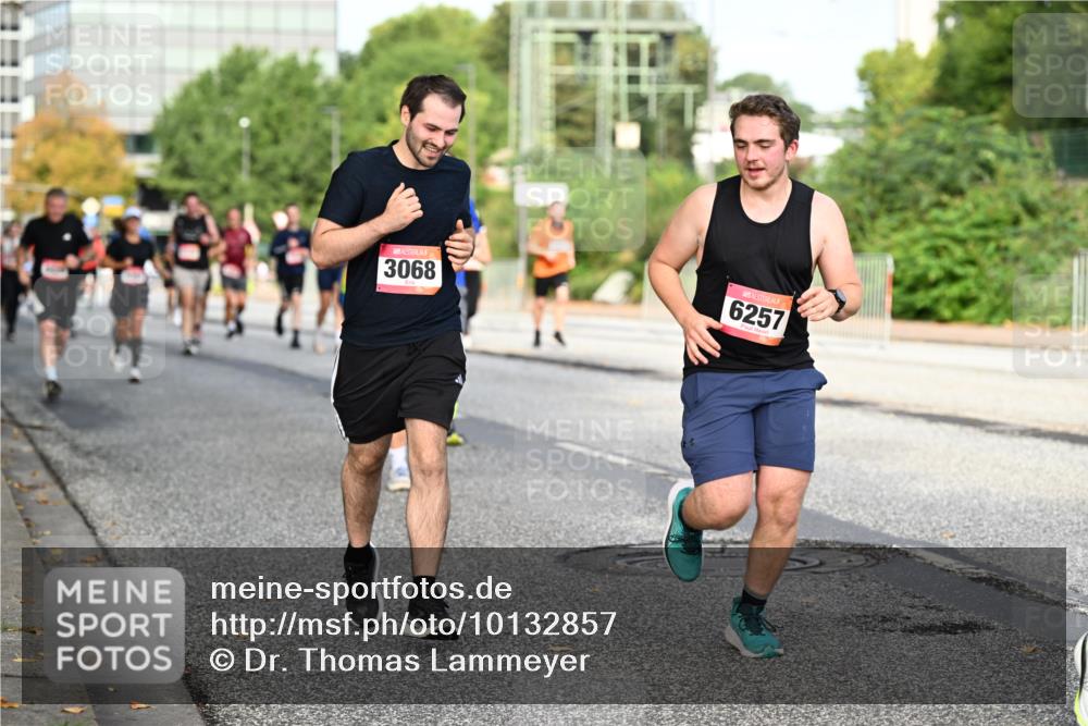 06.09.2026 - CURREX Alsterlauf Dr. Thomas Lammeyer http://msf.ph/oto/10132857 06.09.2026 09:57:15 Laufen 3068, 6257 meine-sportfotos.de