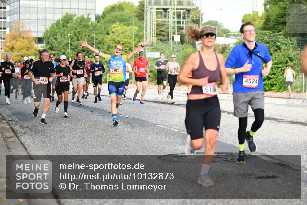 06.09.2026 - CURREX Alsterlauf Dr. Thomas Lammeyer http://msf.ph/oto/10132873 06.09.2026 09:57:17 Laufen 4120, 2369, 5785, 8140, 5930, 2307, 4429, 4084, 8063, 610, 4524 meine-sportfotos.de