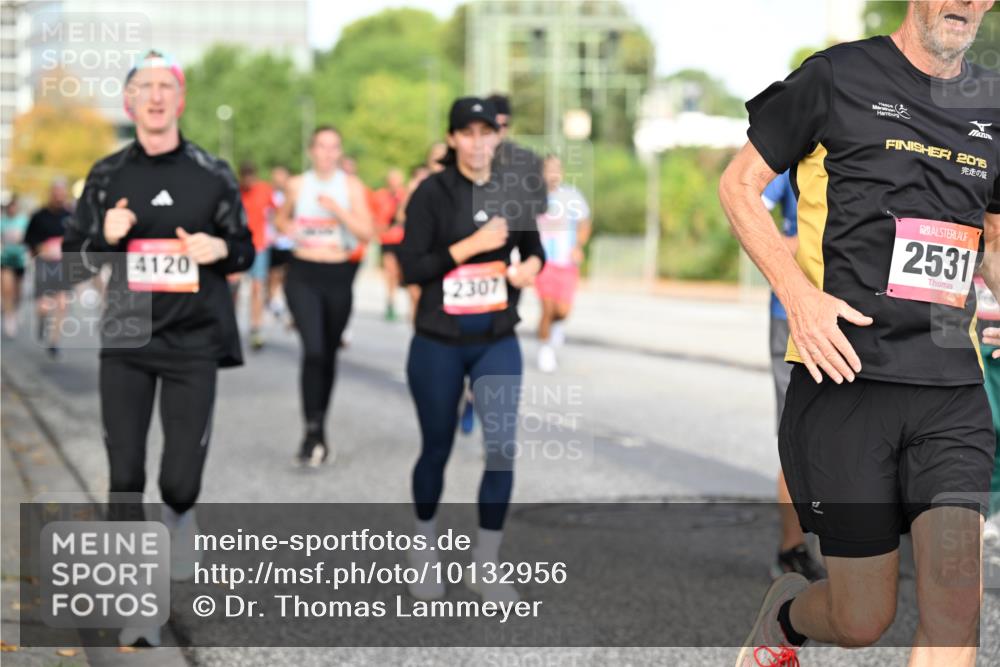 06.09.2026 - CURREX Alsterlauf Dr. Thomas Lammeyer http://msf.ph/oto/10132956 06.09.2026 09:57:25 Laufen 4120, 2015, 2307, 2531 meine-sportfotos.de