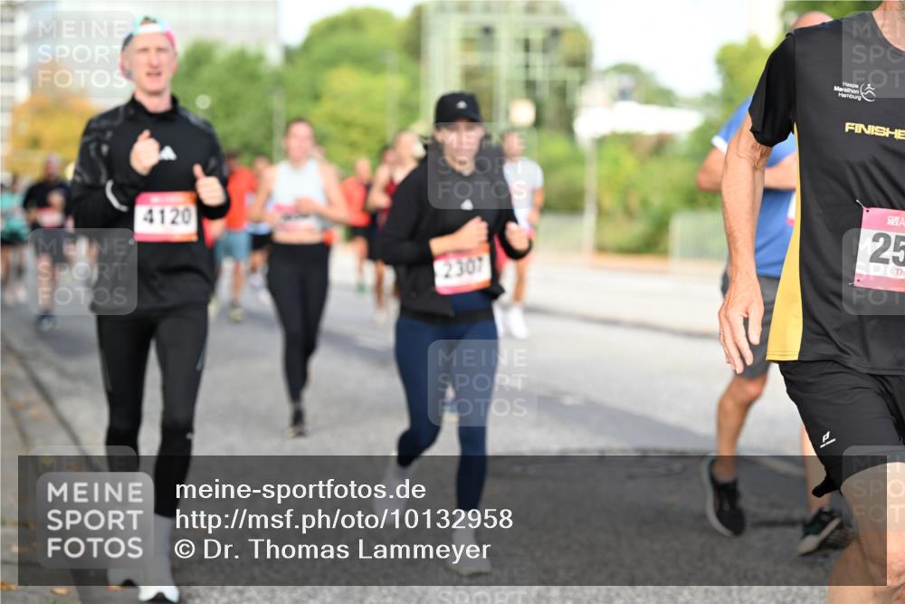 06.09.2026 - CURREX Alsterlauf Dr. Thomas Lammeyer http://msf.ph/oto/10132958 06.09.2026 09:57:25 Laufen 4120, 2307, 25 meine-sportfotos.de
