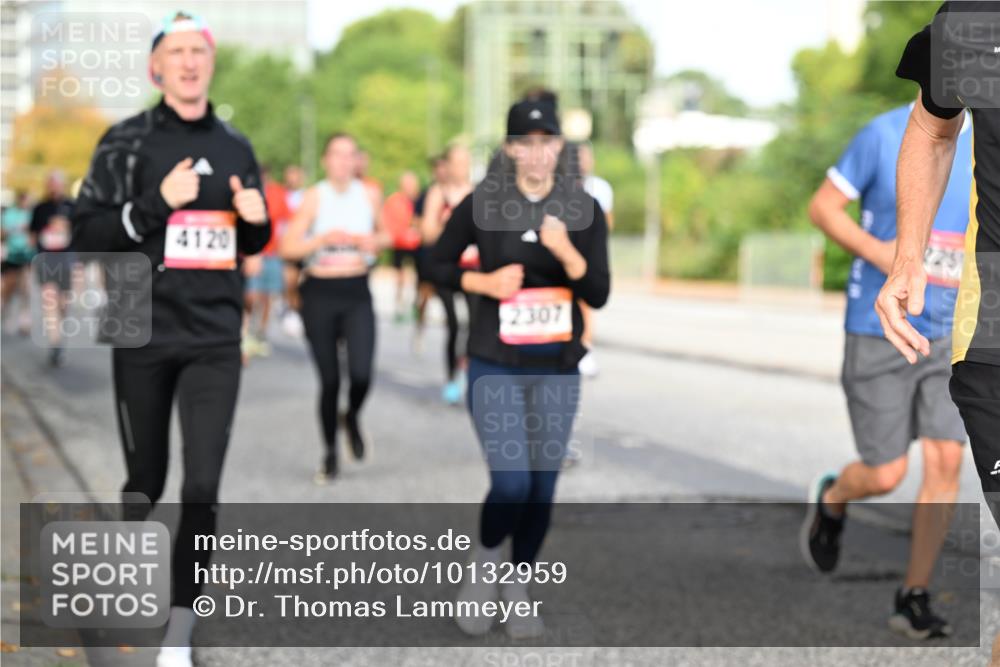06.09.2026 - CURREX Alsterlauf Dr. Thomas Lammeyer http://msf.ph/oto/10132959 06.09.2026 09:57:25 Laufen 4120, 2307 meine-sportfotos.de