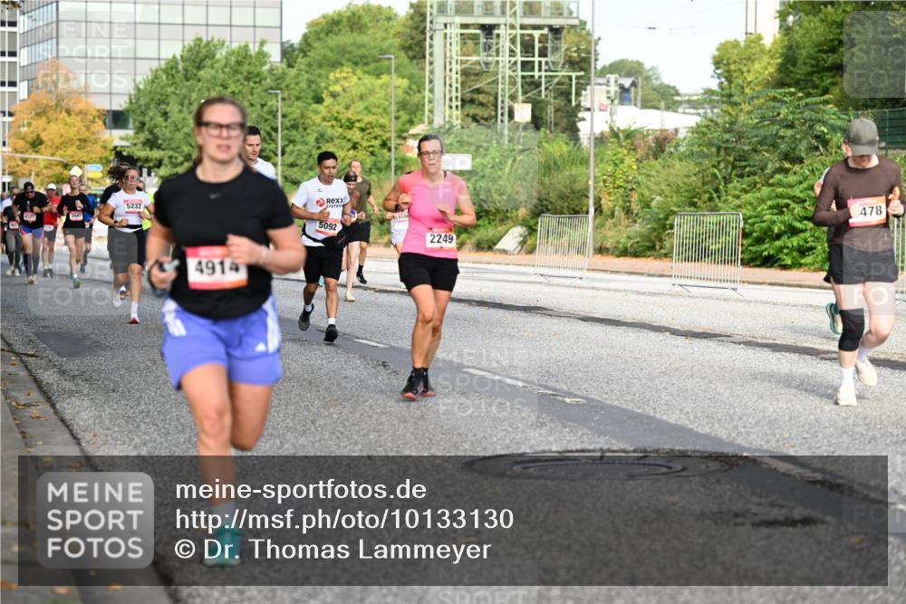 06.09.2026 - CURREX Alsterlauf Dr. Thomas Lammeyer http://msf.ph/oto/10133130 06.09.2026 09:57:43 Laufen 4127, 3941, 5237, 4914, 5092, 5106, 2249, 478 meine-sportfotos.de