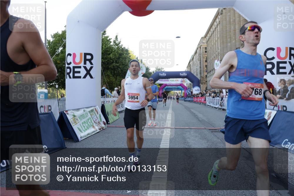 06.09.2026 - CURREX Alsterlauf Yannick Fuchs http://msf.ph/oto/10133153 06.09.2026 09:40:52 Ziel 3786, 4657, 4807, 5343, 5383, 5768, 5954, 5956, 6129, 6196, 6295 meine-sportfotos.de