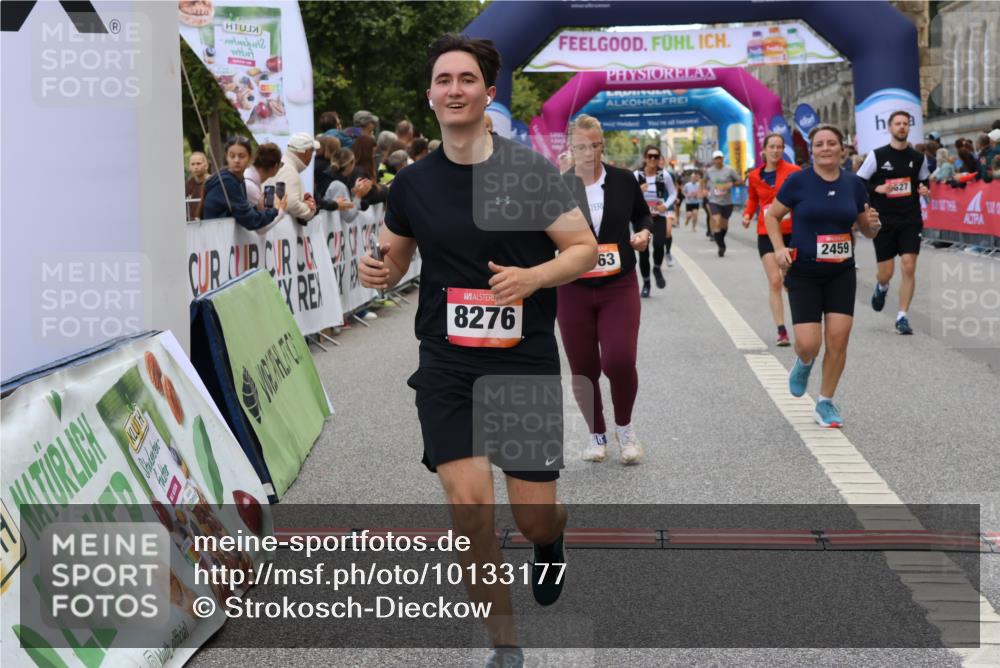 06.09.2026 - CURREX Alsterlauf Strokosch-Dieckow http://msf.ph/oto/10133177 06.09.2026 10:06:59 Ziel 2148, 2459, 2934, 2963, 3303, 3376, 3656, 3943, 3945, 5073, 5091, 5527, 5792, 6285, 8276 meine-sportfotos.de