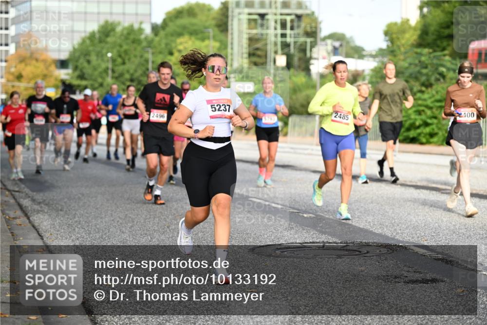 06.09.2026 - CURREX Alsterlauf Dr. Thomas Lammeyer http://msf.ph/oto/10133192 06.09.2026 09:57:49 Laufen 2496, 5237, 400, 2485 meine-sportfotos.de
