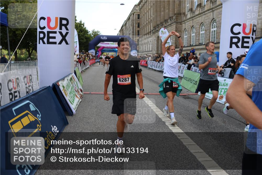 06.09.2026 - CURREX Alsterlauf Strokosch-Dieckow http://msf.ph/oto/10133194 06.09.2026 09:54:17 Ziel 2359, 2405, 2415, 2530, 3391, 3393, 3591, 3770, 4053, 4054, 4182, 4308, 4309, 4316, 4326, 4564, 5103, 5120, 5182, 5353, 5900, 5934, 6287, 6442, 8179 meine-sportfotos.de