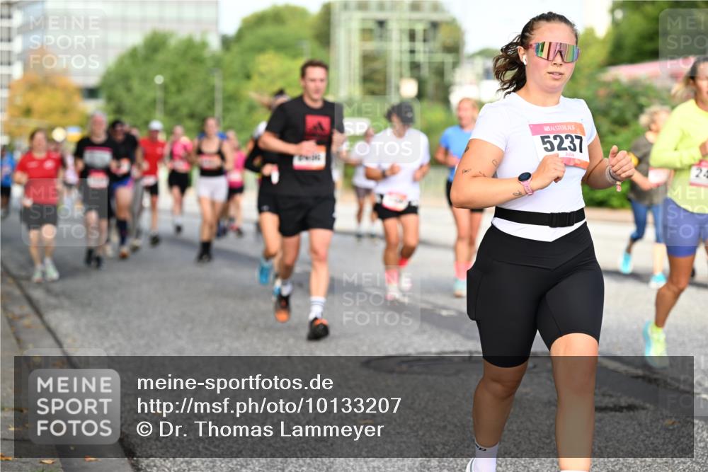 06.09.2026 - CURREX Alsterlauf Dr. Thomas Lammeyer http://msf.ph/oto/10133207 06.09.2026 09:57:50 Laufen 5237 meine-sportfotos.de