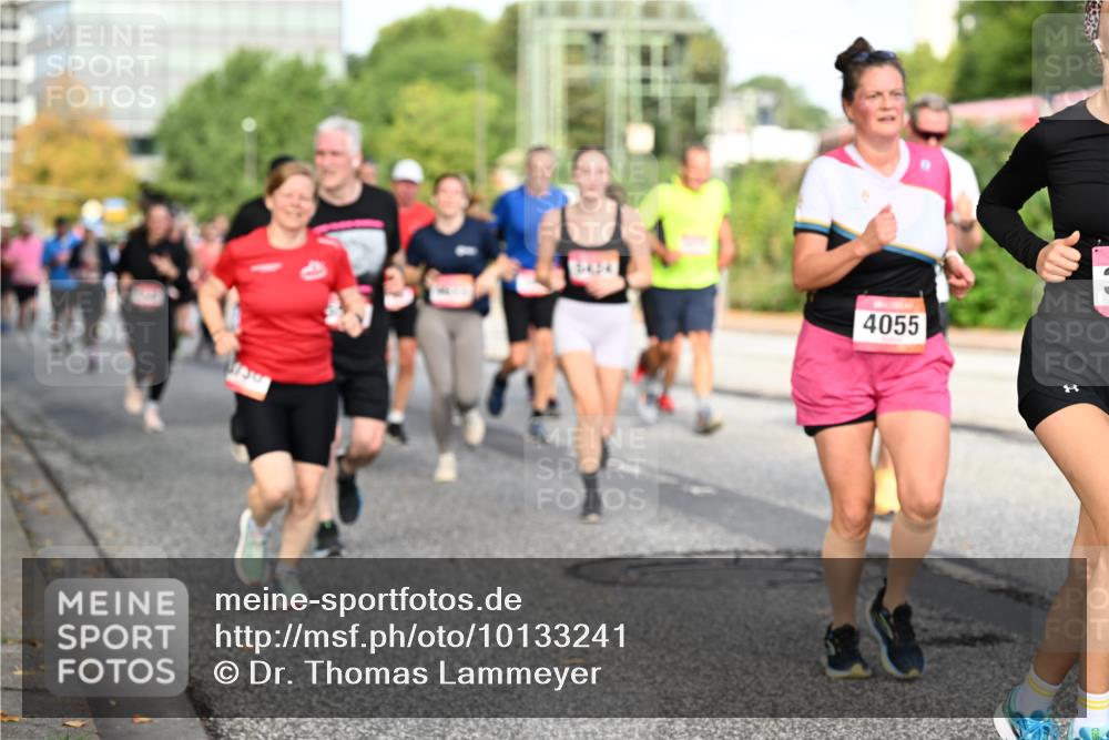 06.09.2026 - CURREX Alsterlauf Dr. Thomas Lammeyer http://msf.ph/oto/10133241 06.09.2026 09:57:53 Laufen 4055 meine-sportfotos.de