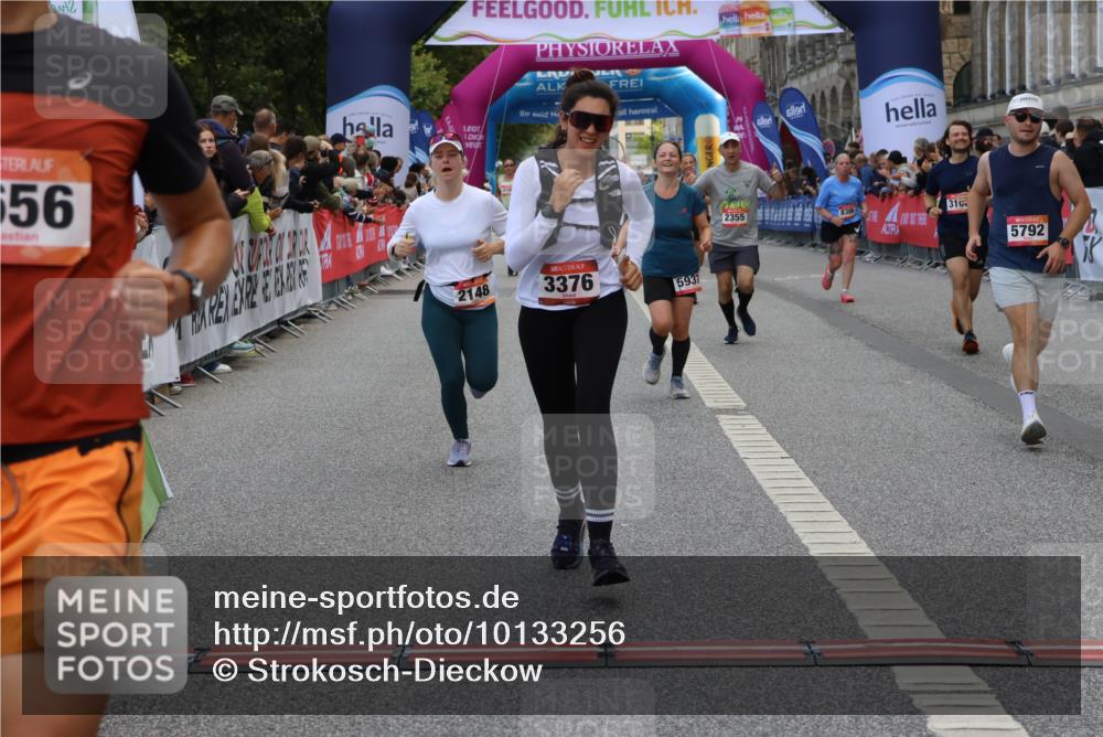 06.09.2026 - CURREX Alsterlauf Strokosch-Dieckow http://msf.ph/oto/10133256 06.09.2026 10:07:02 Ziel 2148, 2355, 2459, 2934, 2963, 3103, 3303, 3376, 3656, 3943, 3945, 5073, 5091, 5527, 5792, 5937, 8276 meine-sportfotos.de